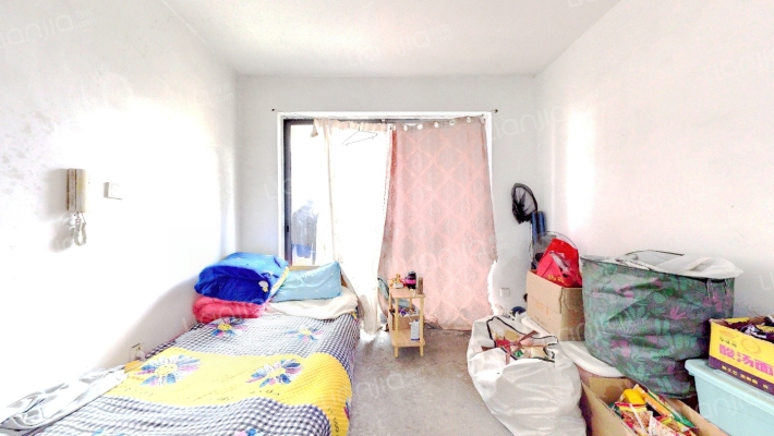 临港海滨国际花园二手房实景图