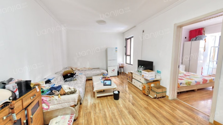 国泰龙城湾D区二手房实景图