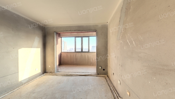 中大翡翠园二手房实景图