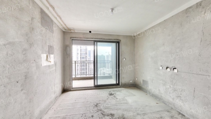 港龙美的云筑北区二手房实景图