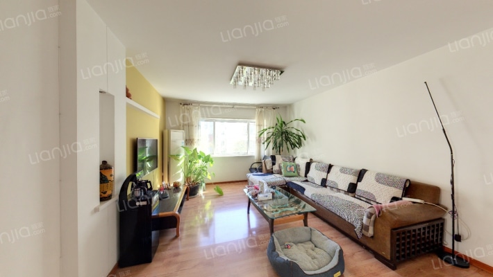 美晨家园二手房实景图