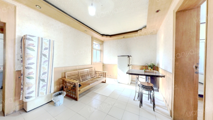 大学北路53号二手房实景图