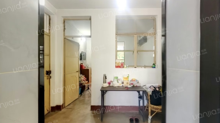 雅秀巷11号二手房实景图