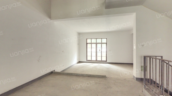 华府二手房实景图