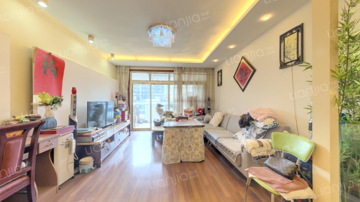 新天地二手房实景图