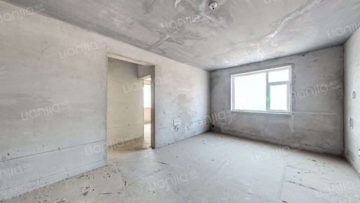 龙腾佳苑二手房实景图