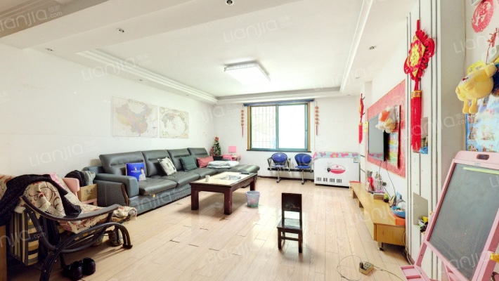 德氏B区二手房实景图