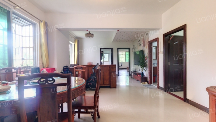 花城锦苑二手房实景图