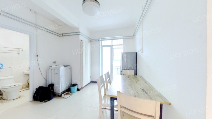 纬四路22号院二手房实景图