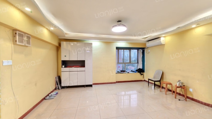 华师大学宿舍高教新村二手房实景图