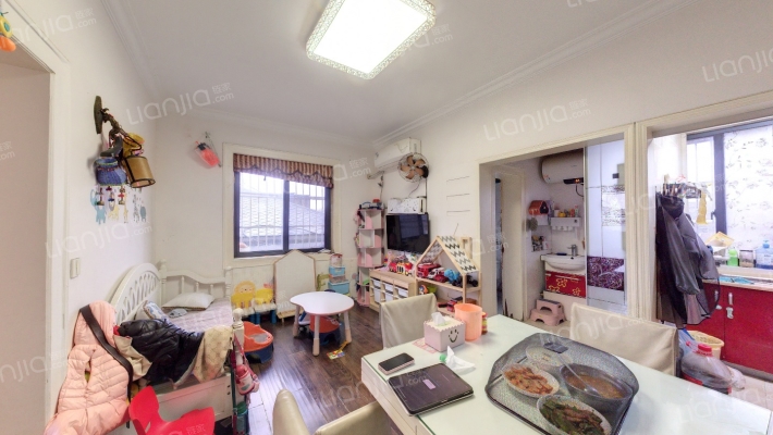 交通宿舍二手房实景图