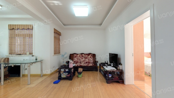 东新城二手房实景图