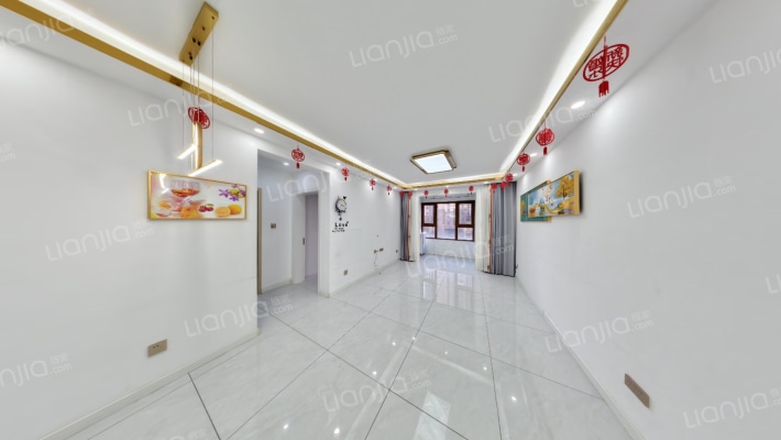 世茂璀璨公园二手房实景图