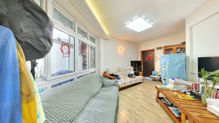 园岭新村二手房实景图