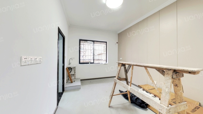 曾家岩社区二手房实景图