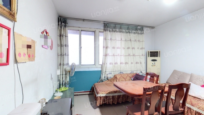 食品公司家属院二手房实景图