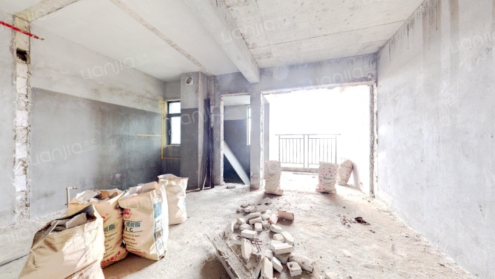 东岸公馆二手房实景图