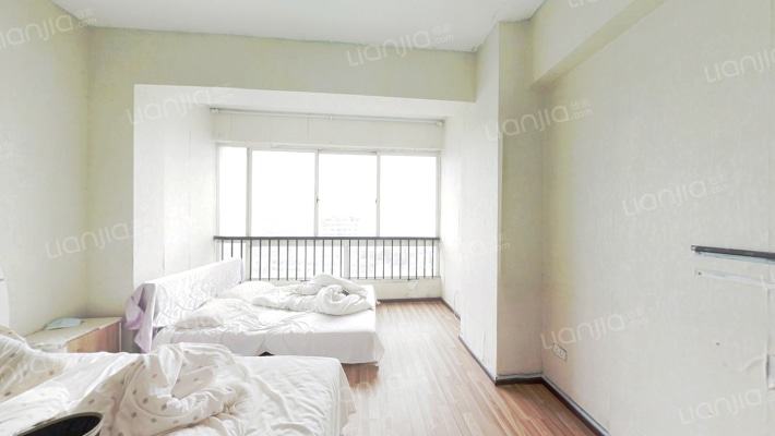 金达花园二手房实景图