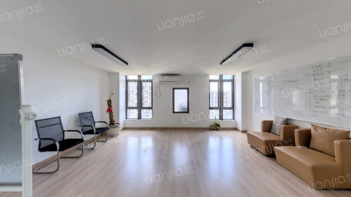 钱隆奥体城二手房实景图