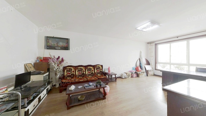 东福苑A区二手房实景图