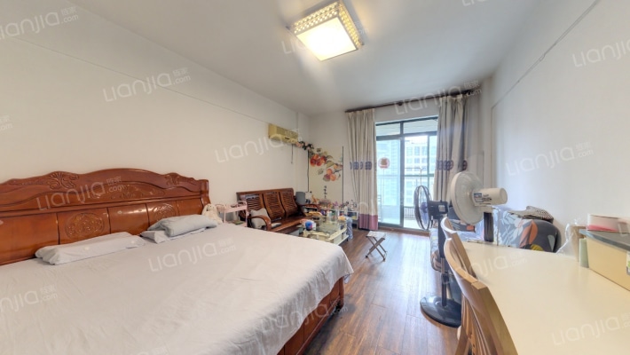 金桥凤凰华庭二手房实景图