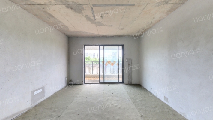 中南春风南岸二手房实景图