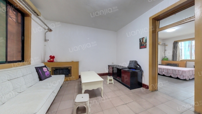 迎春社区区政府家属院二手房实景图