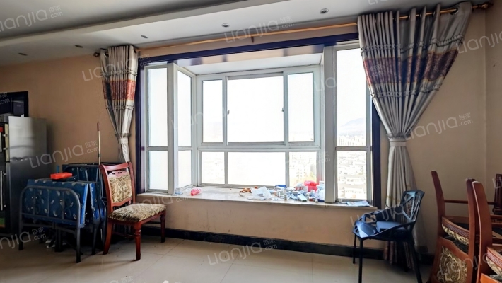 览山丽景二手房实景图