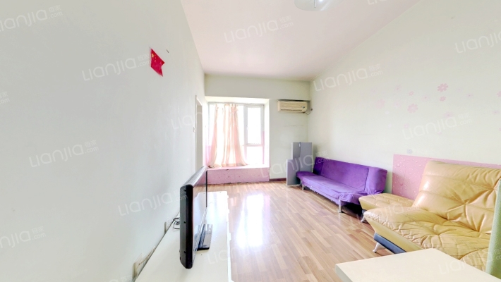 西岸蒂景二手房实景图