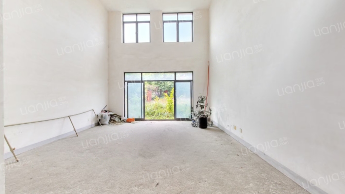 保利公园198蝴蝶谷东区二手房实景图