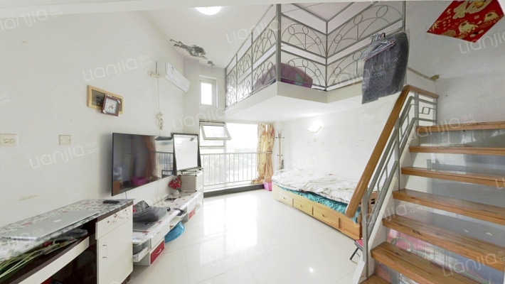 学府1+1公寓二手房实景图