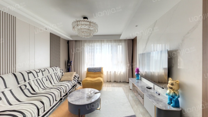 保利天汇二手房实景图