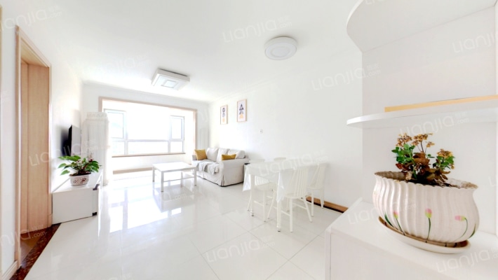 盈翠名苑二手房实景图