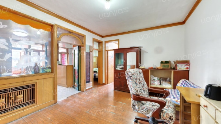 兴华街百货公司宿舍二手房实景图