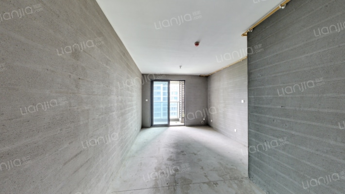 佳宁华庭二手房实景图