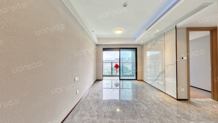 勤诚达誉府二手房实景图