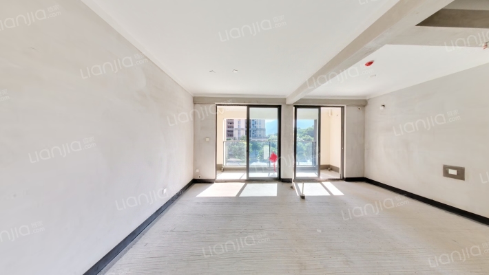 国贸建发保利悦湖二手房实景图