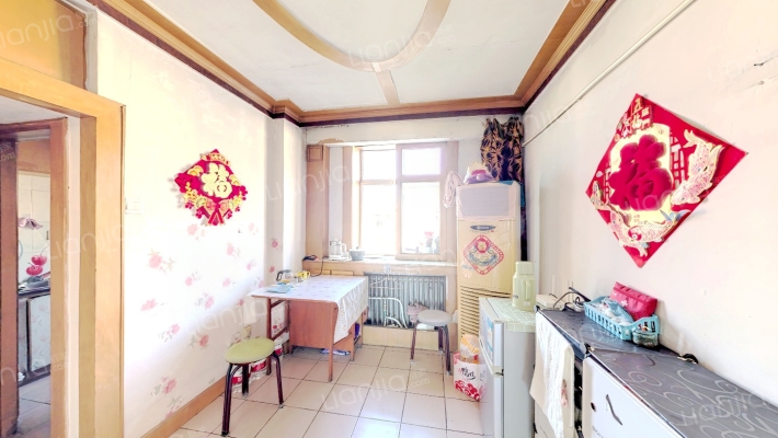 新桥里甲二手房实景图