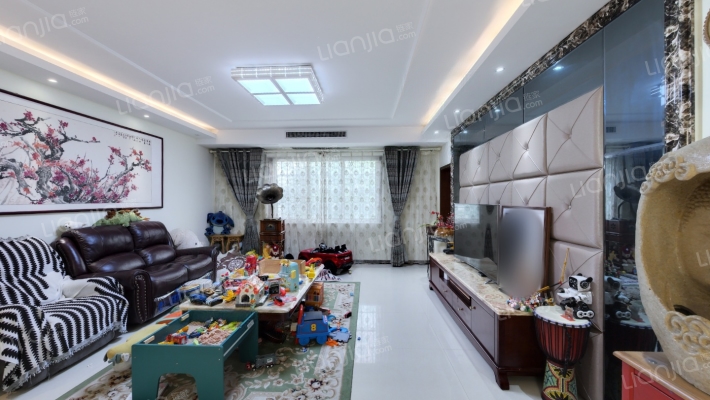 颖馨嘉苑二手房实景图