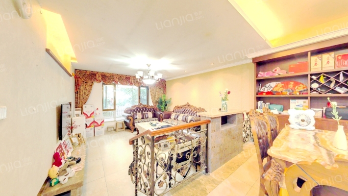 棠湖泊林小镇二手房实景图