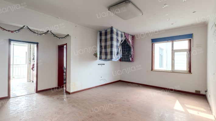 文化厅宿舍二手房实景图