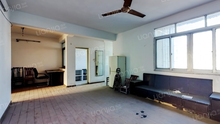 电子研究所家属楼二手房实景图