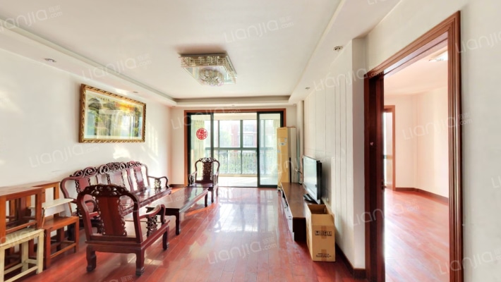 清泉花园二手房实景图