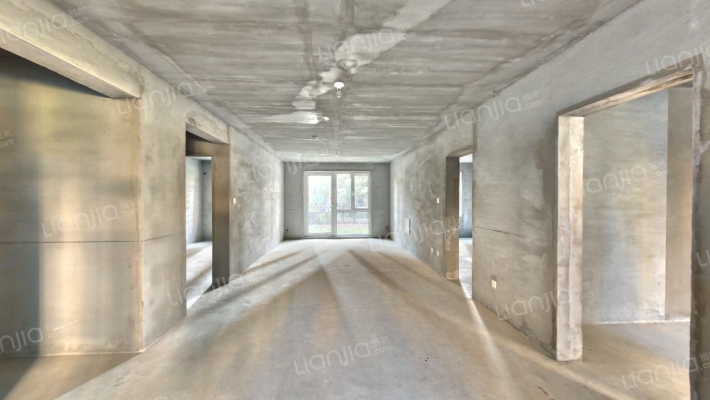 亚泰鲲鹏府二手房实景图