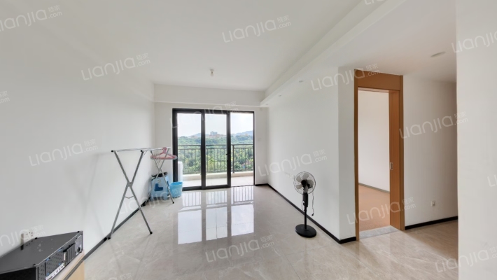 保利湾上二手房实景图