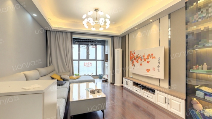 绿地香树花城派克公馆二手房实景图