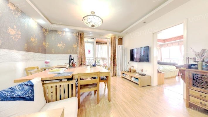 天山绿洲一期二手房实景图