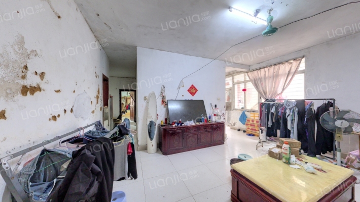 海虹新村二手房实景图