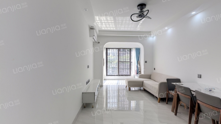 海南绿地城雅园二手房实景图