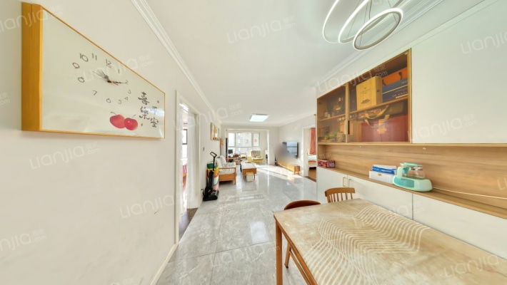 鑫江水青花都观山二手房实景图